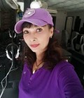 Rencontre Femme Thaïlande à พิบูลมังสาหาร : San, 60 ans
